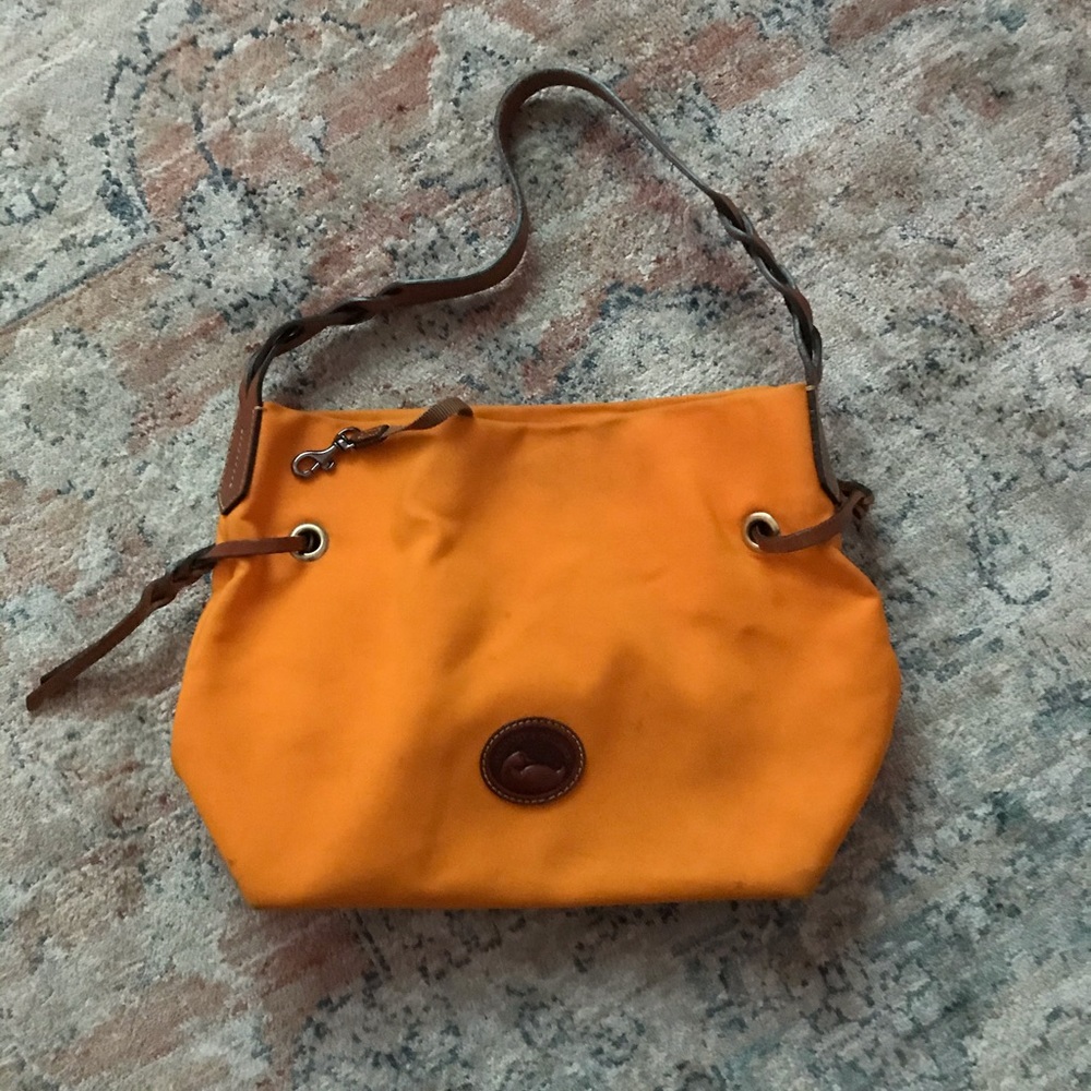Dooney & Bourke